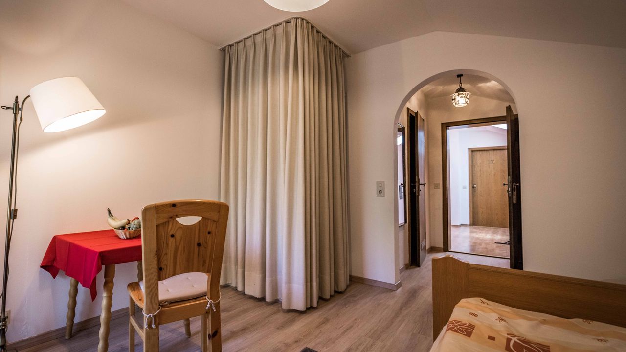 Einzelzimmer Einzelzimmer